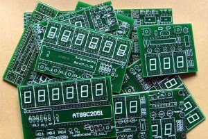 pcb板超聲波清洗機(jī)如何清洗線路板,怎么使用? pcb板超聲波清洗機(jī)如何清洗線路板,怎么使用?