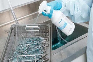 超聲波清洗機用什么清洗劑?放多少水合適? 超聲波清洗機用什么清洗劑?放多少水合適?